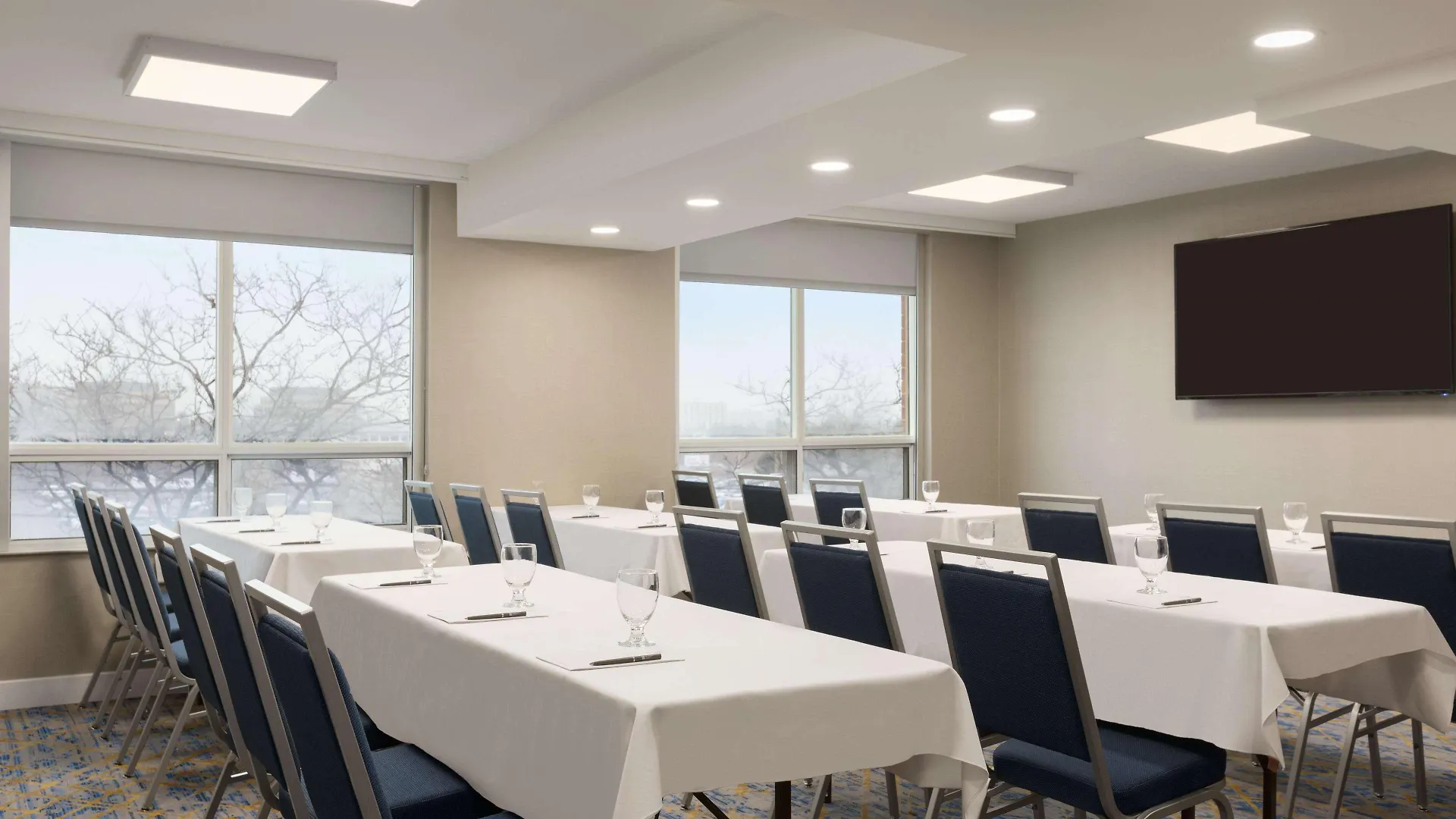**** Hotel Embassy Suites By Hilton Toronto Airport Kanada