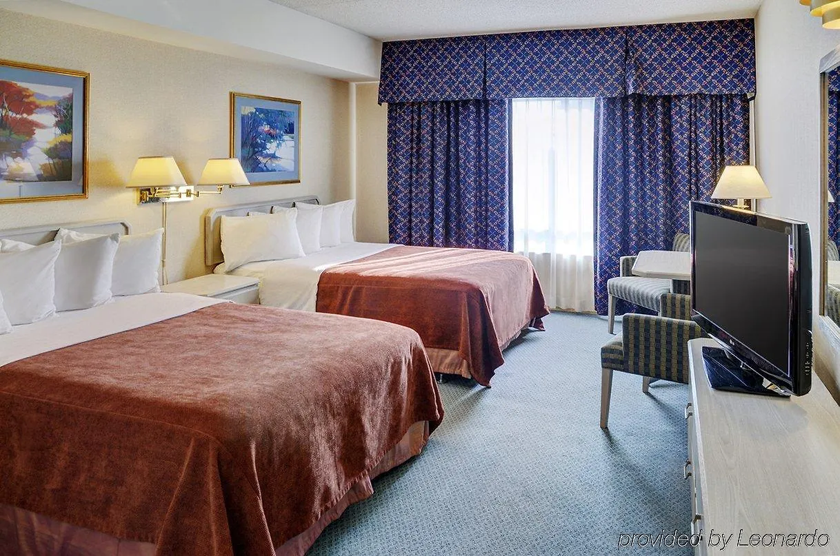 Embassy Suites By Hilton Toronto Airport Hotel