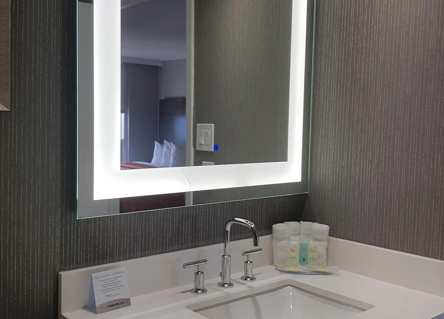Embassy Suites By Hilton Toronto Airport Hotel