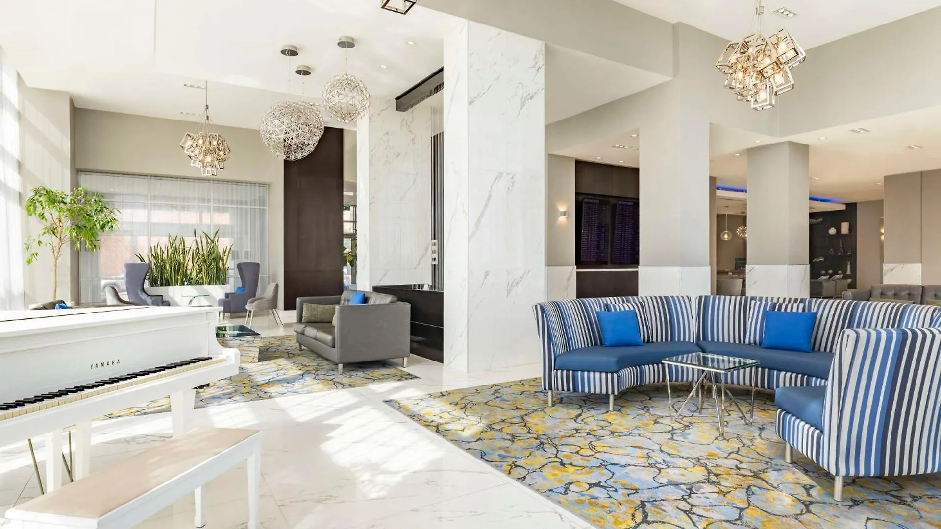 **** Hotel Embassy Suites By Hilton Toronto Airport Canada