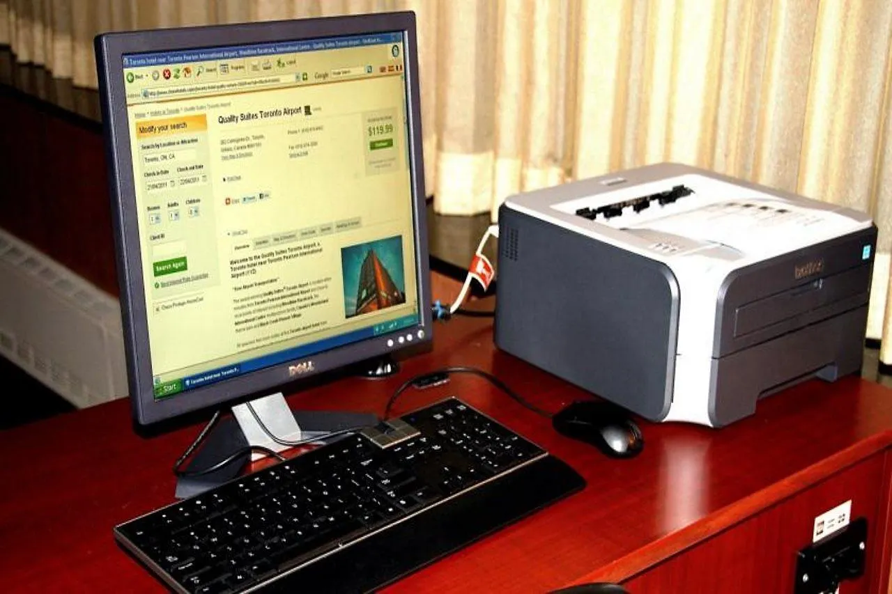 **** Hotel Embassy Suites By Hilton Toronto Airport Canada