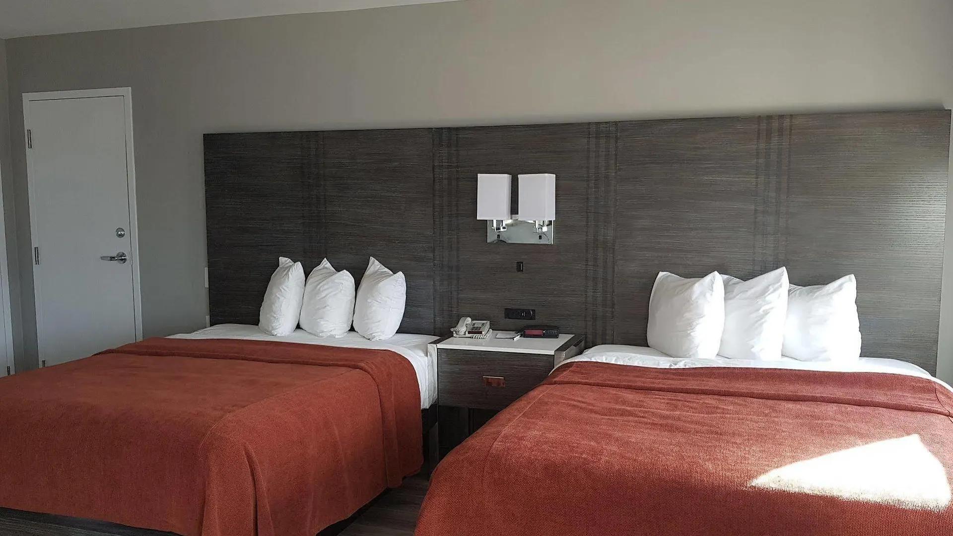 Embassy Suites By Hilton Toronto Airport Canada